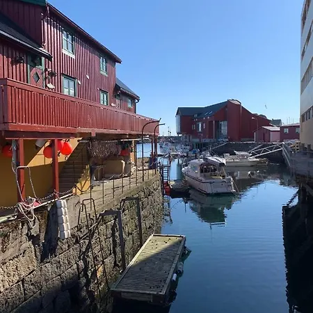 Holiday home Skjaeret Stamsund