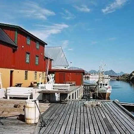 Skjaeret Stamsund Holiday home Rishaugen